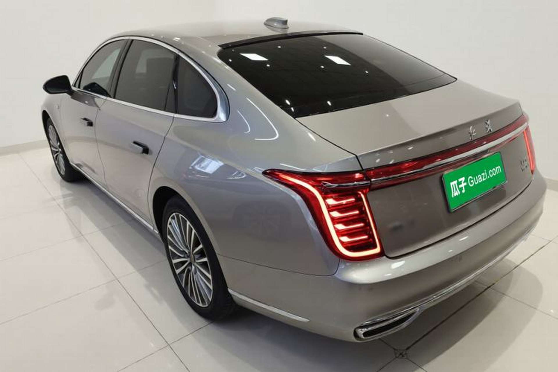 Used Hongqi H9 2020 2.0T Smart Connect Flagship Edition Exterior 2