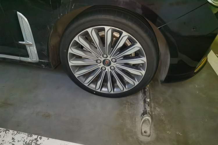 Used Hongqi H9 2020 3.0T Smart Connect Flagship Four-Seat Version Exterior 4