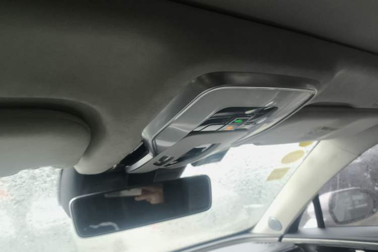 Used Hongqi H9 2020 3.0T Smart Connect Flagship Four-Seat Version Headliner