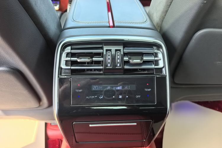 Used Hongqi H9 2020 2.0T Smart Connect Flagship Edition Interior 11