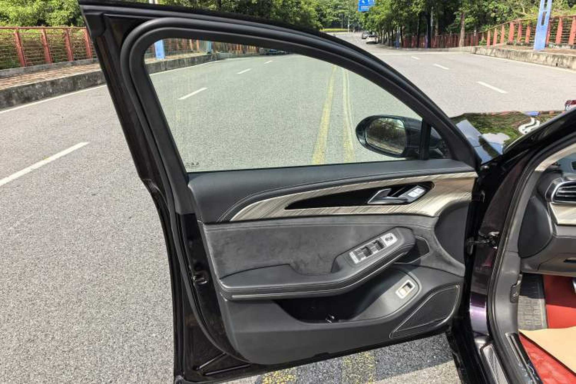 Used Hongqi H9 2020 2.0T Smart Connect Flagship Edition Interior 6