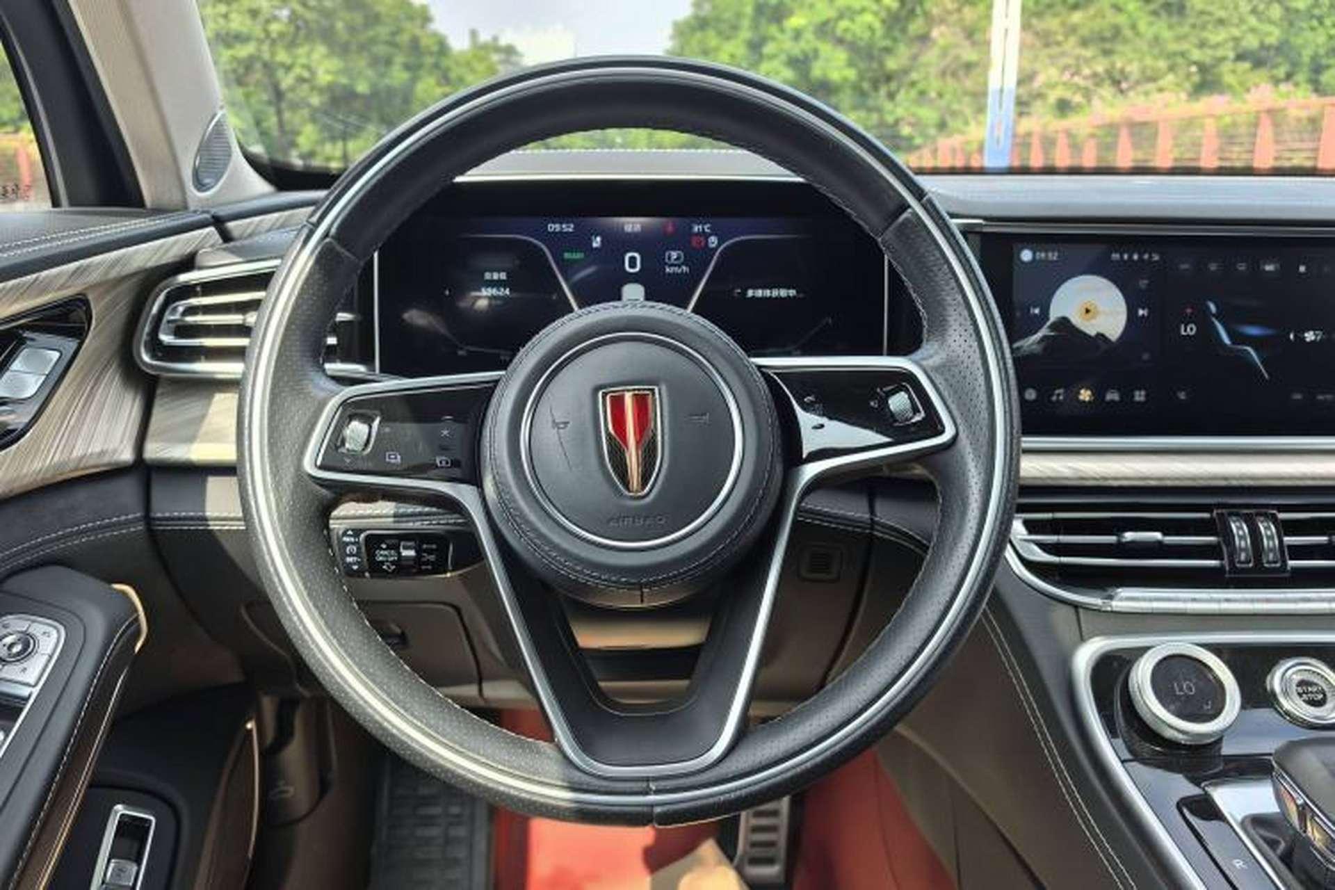 Used Hongqi H9 2020 2.0T Smart Connect Flagship Edition Interior 8