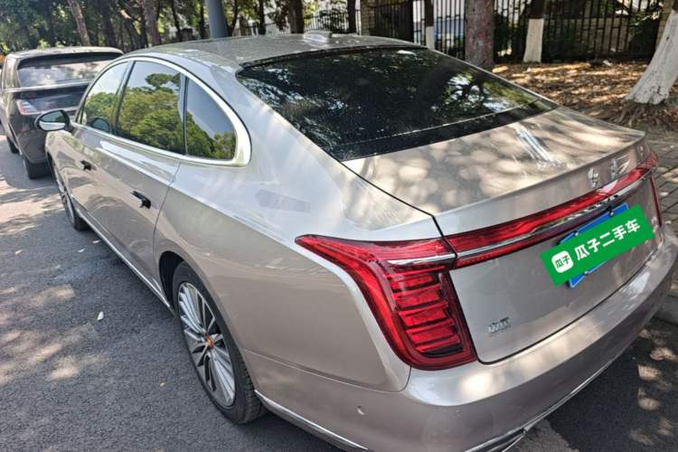 Used Hongqi H9 2020 2.0T Smart Connect Flagship Edition Rear Left 45 Deg