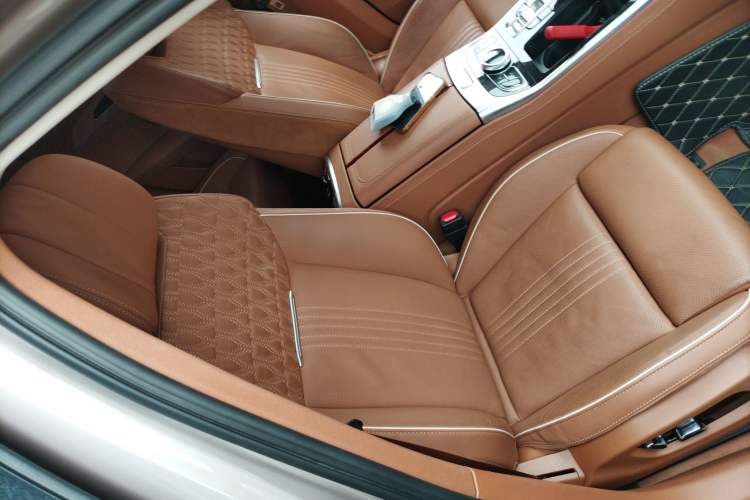 Used Hongqi H9 2020 3.0T Smart Connect Flagship Edition Right Front Seat