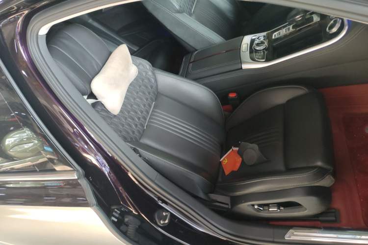 Used Hongqi H9 2020 2.0T Smart Connect Flagship Edition Right Front Seat