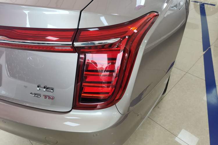 Used Hongqi H9 2020 2.0T Smart Connect Flagship Edition Right Rear Taillight