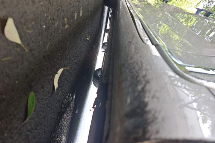 Used Hongqi H9 2020 2.0T Smart Connect Flagship Edition Right Side Sill