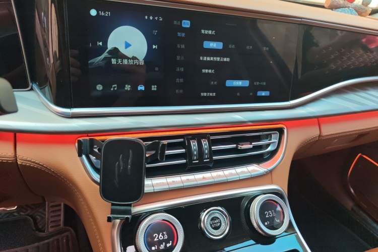 Used Hongqi H9 2020 2.0T Smart Connect Flagship Edition Audio And AC Panel