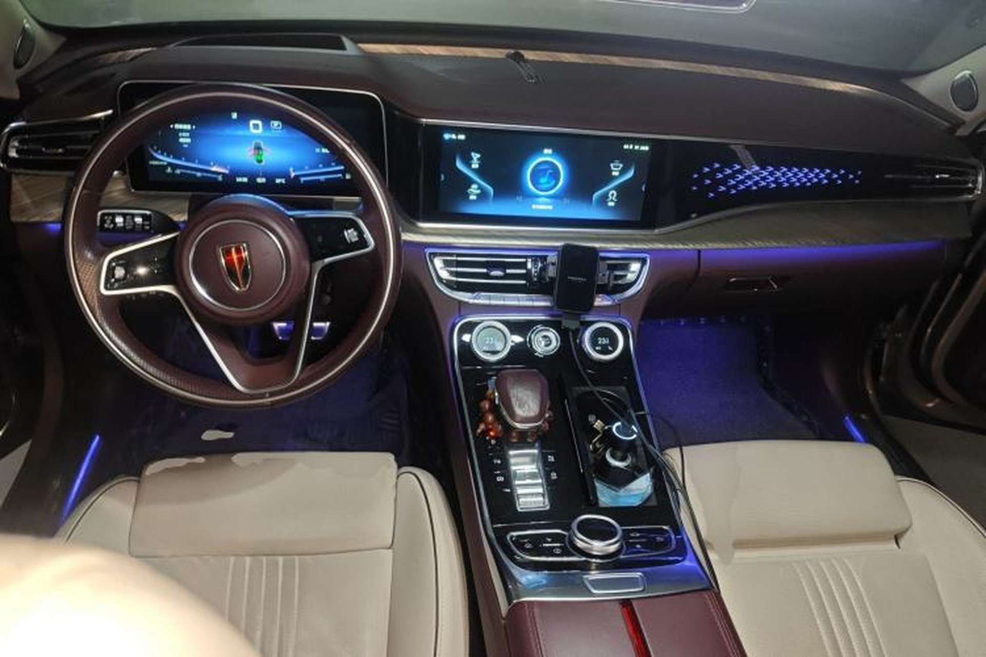 Used Hongqi H9 2020 3.0T Smart Connect Flagship Edition Center Console