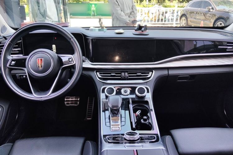 Used Hongqi H9 2020 2.0T Smart Connect Flagship Edition Center Console