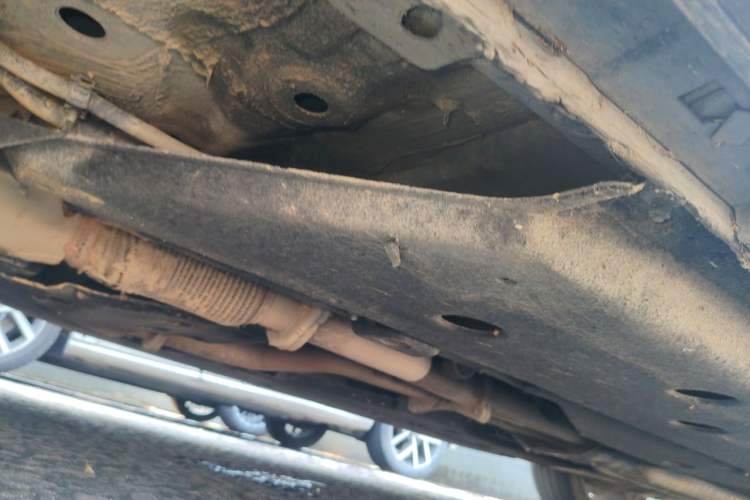 Used Hongqi H9 2020 3.0T Smart Connect Flagship Four-Seat Version Chassis Front Left