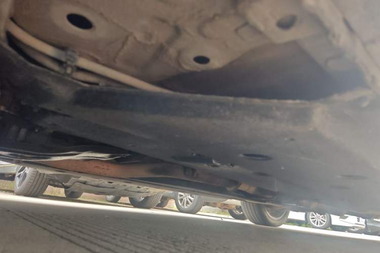 Used Hongqi H9 2020 2.0T Smart Connect Flagship Edition Chassis Front Left
