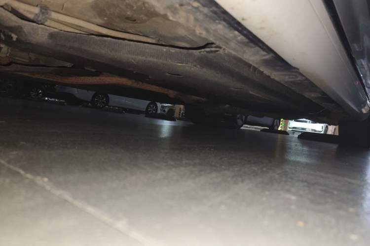 Used Hongqi H9 2020 2.0T Smart Connect Flagship Edition Chassis Front Left
