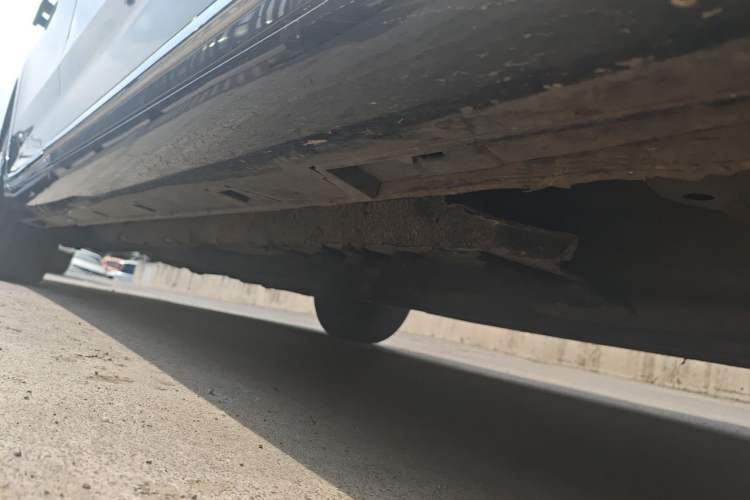 Used Hongqi H9 2020 2.0T Smart Connect Flagship Edition Chassis Front Right
