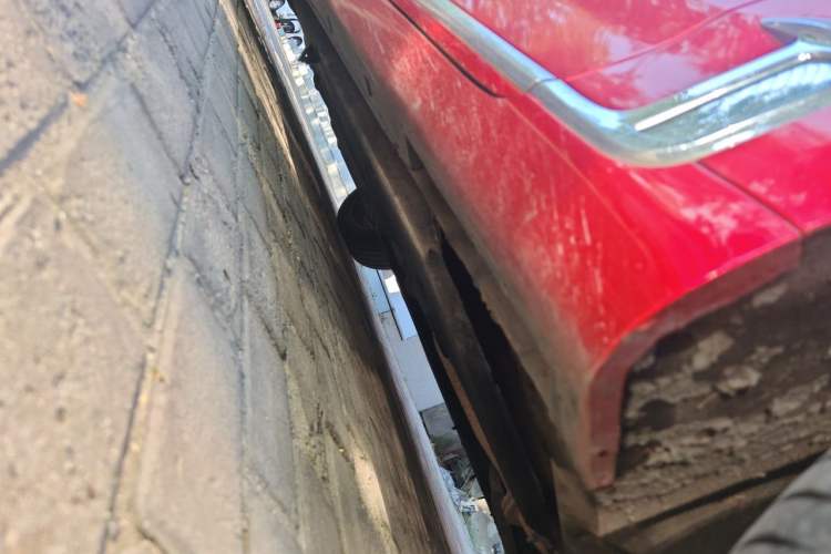 Used Hongqi H9 2020 2.0T Smart Connect Flagship Edition Chassis Front Right