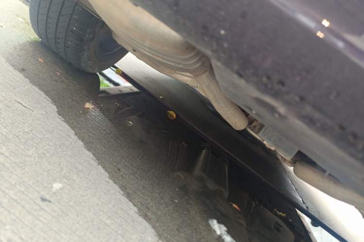 Used Hongqi H9 2020 2.0T Smart Connect Flagship Edition Chassis Rear Left