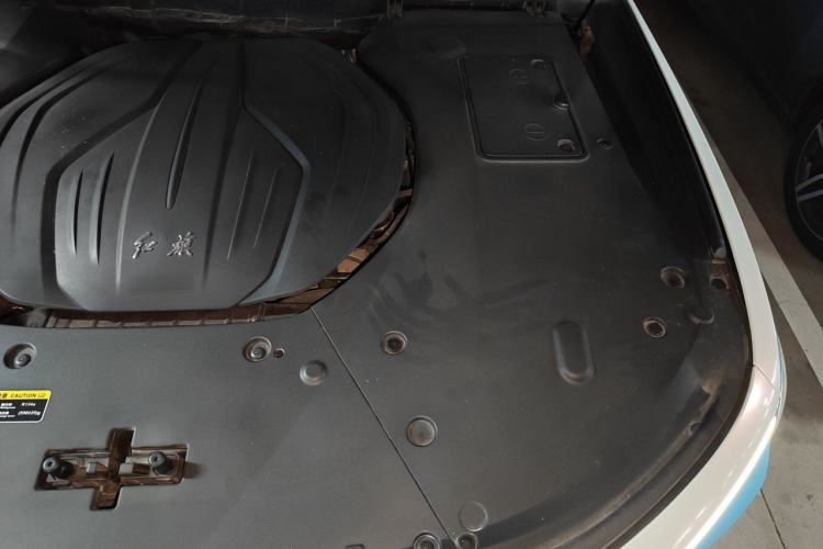 Used Hongqi H9 2020 2.0T Smart Connect Flagship Edition Engine Bay Left