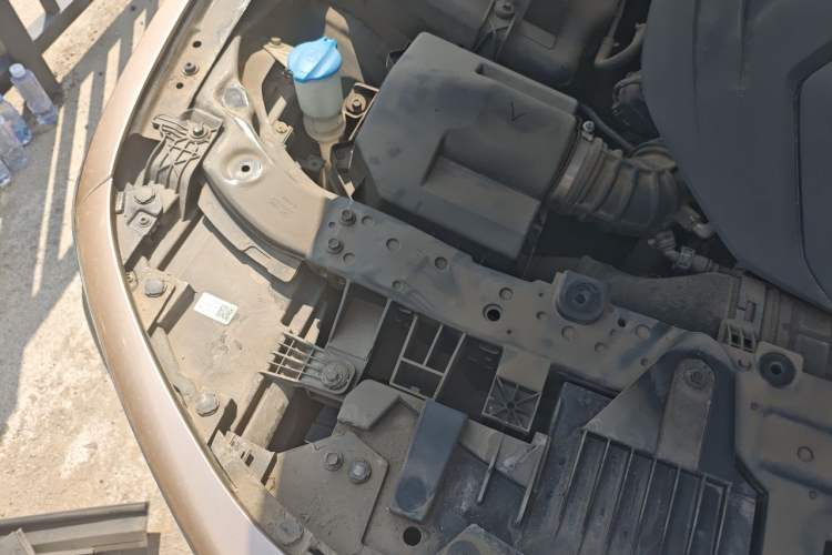 Used Hongqi H9 2020 2.0T Smart Connect Flagship Edition Engine Bay Right