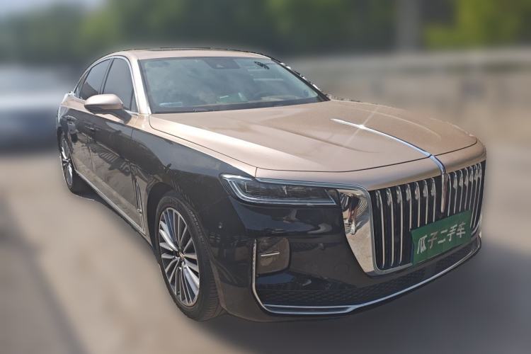 Used Hongqi H9 2020 2.0T Smart Connect Flagship Edition Front Right 45 Deg