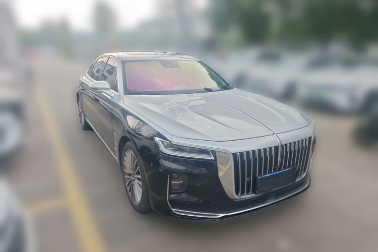 Used Hongqi H9 2020 2.0T Smart Connect Flagship Edition Front Right 45 Deg