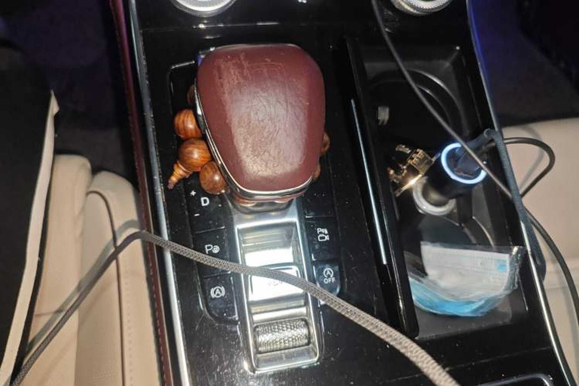 Used Hongqi H9 2020 3.0T Smart Connect Flagship Edition Gear Lever