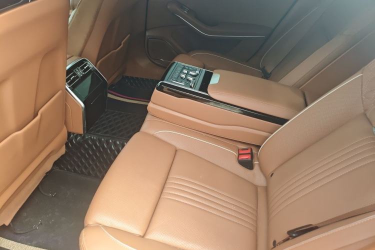 Used Hongqi H9 2020 2.0T Smart Connect Flagship Edition Left Rear Seat