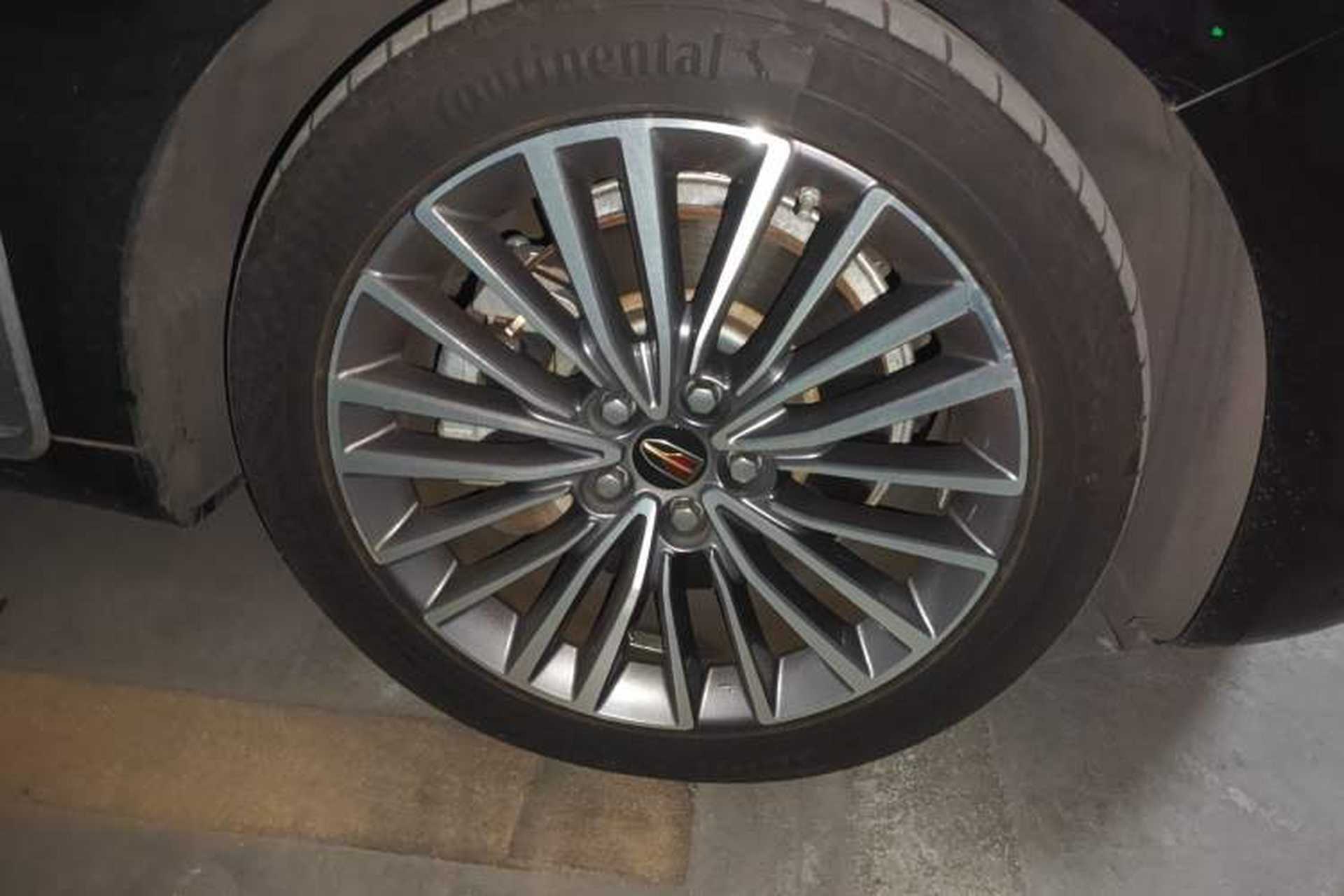 Used Hongqi H9 2020 3.0T Smart Connect Flagship Edition Right Front Wheel Hub