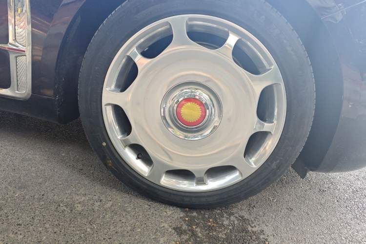 Used Hongqi H9 2020 3.0T Smart Connect Flagship Edition Right Front Wheel Hub