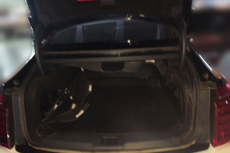 Used Hongqi H9 2020 2.0T Smart Connect Flagship Edition Trunk