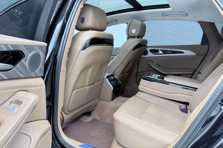 Used Hongqi H9 2020 2.0T Smart Connect Flagship Edition Interior 3