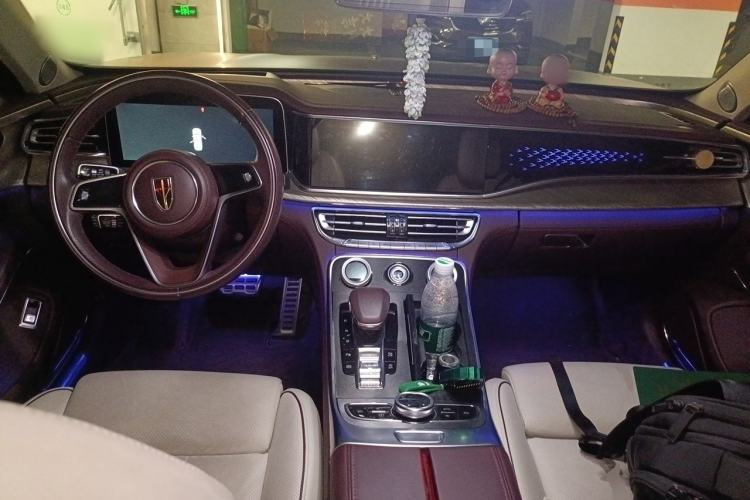 Used Hongqi H9 2020 2.0T Smart Connect Flagship Edition Center Console