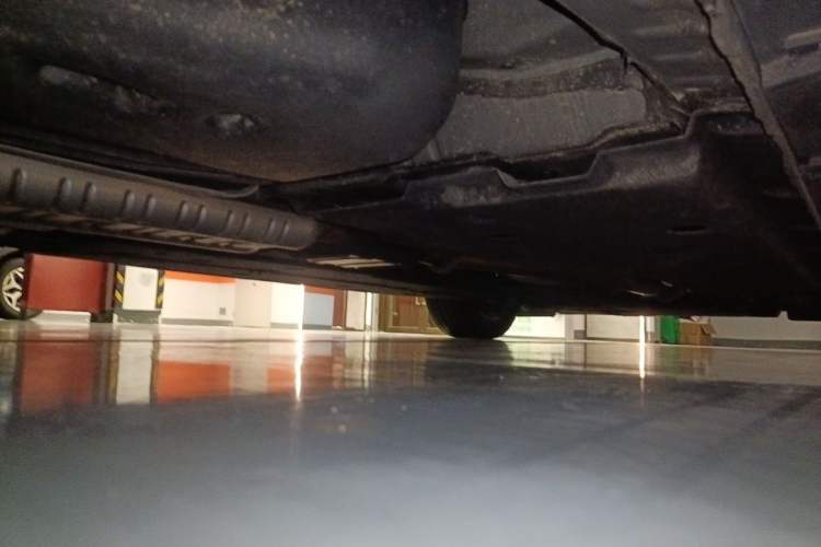 Used Hongqi H9 2020 2.0T Smart Connect Flagship Edition Chassis Rear Right