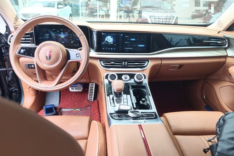 Used Hongqi H9 2020 2.0T Smart Connect Flagship Edition Center Console