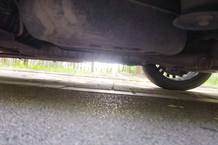 Used Hongqi H9 2020 2.0T Smart Connect Flagship Edition Chassis Rear Left