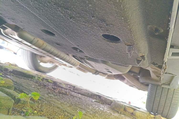 Used Hongqi H9 2020 2.0T Smart Connect Flagship Edition Chassis Rear Left