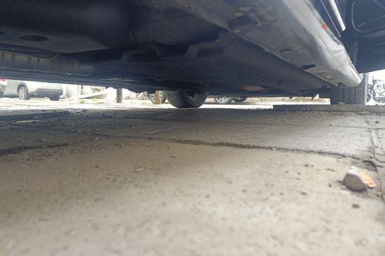 Used Hongqi H9 2020 2.0T Smart Connect Flagship Edition Chassis Rear Right