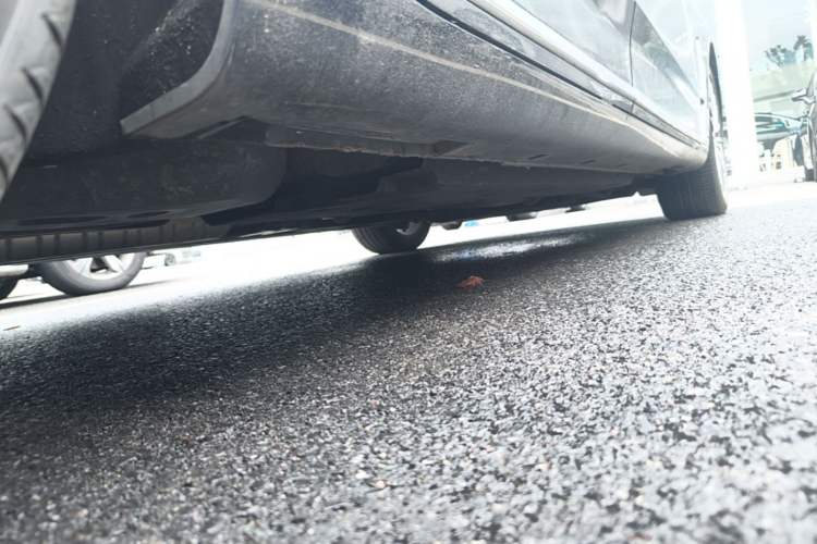 Used Hongqi H9 2020 2.0T Smart Connect Flagship Edition Chassis Rear Right