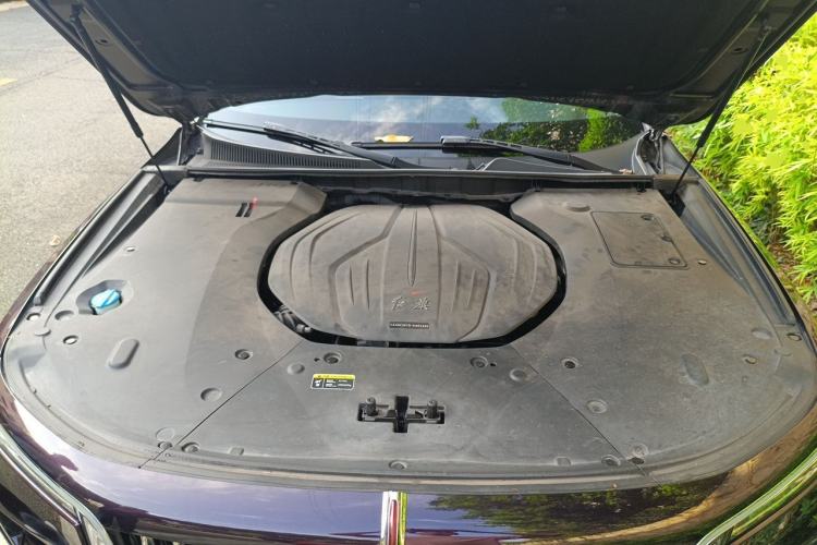 Used Hongqi H9 2020 2.0T Smart Connect Flagship Edition Engine Bay