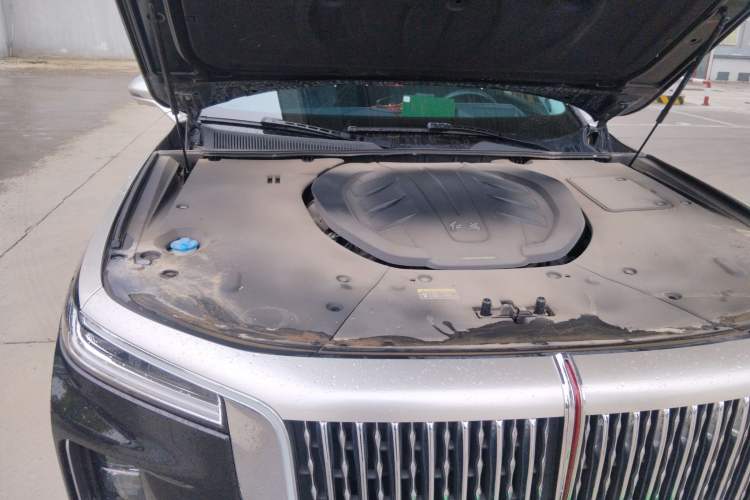 Used Hongqi H9 2020 3.0T Smart Connect Flagship Four-Seat Version Engine Bay Right