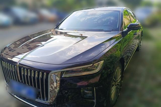 Ojetý Hongqi H9 2020 2.0T Smart Connect Flagship Edition