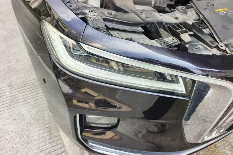 Used Hongqi H9 2020 2.0T Smart Connect Flagship Edition Right Front Headlight