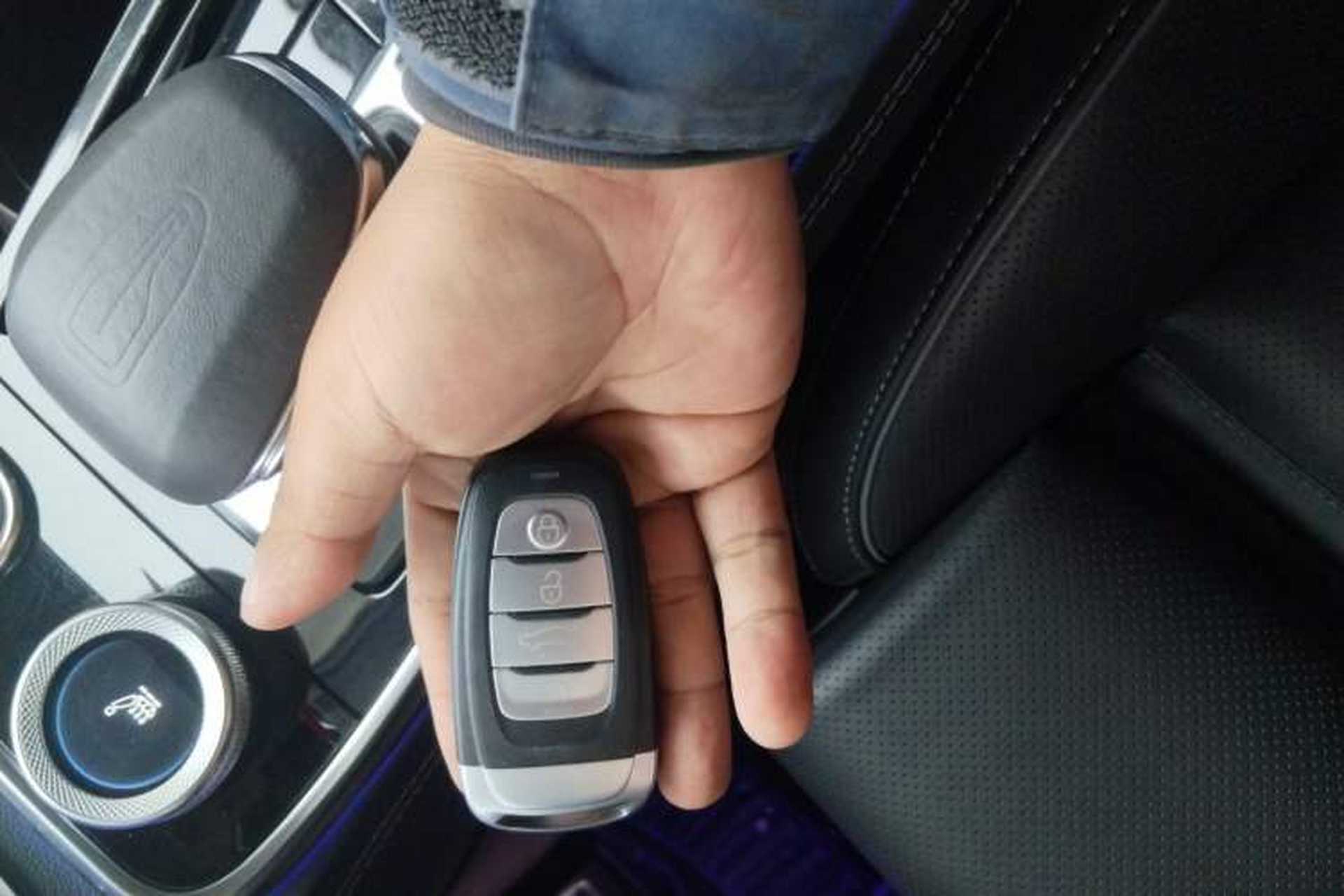 Used Hongqi H9 2020 3.0T Smart Connect Flagship Four-Seat Version Vehicle Key