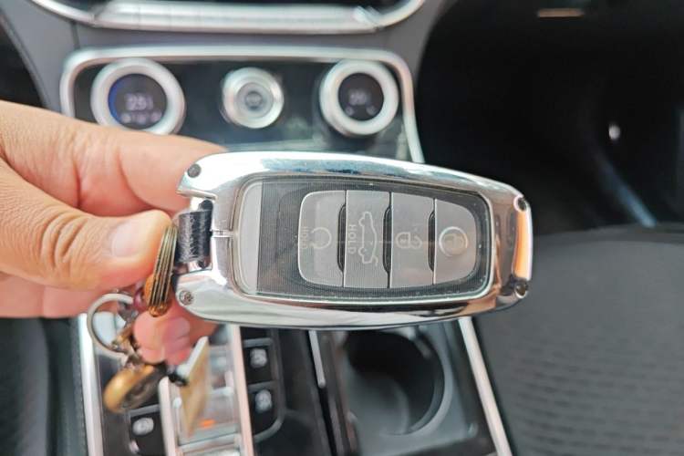 Used Hongqi H9 2020 2.0T Smart Connect Flagship Edition Vehicle Key