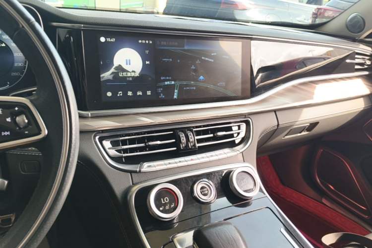 Used Hongqi H9 2020 2.0T Smart Connect Flagship Edition Audio And AC Panel