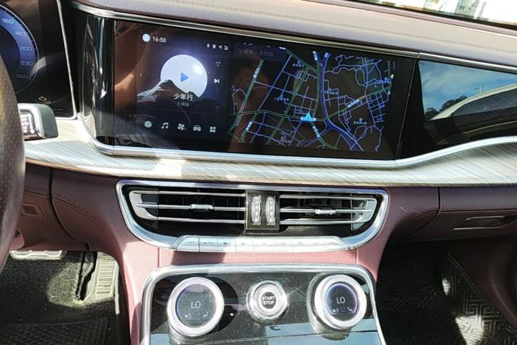 Used Hongqi H9 2020 2.0T Smart Connect Flagship Edition Audio And AC Panel