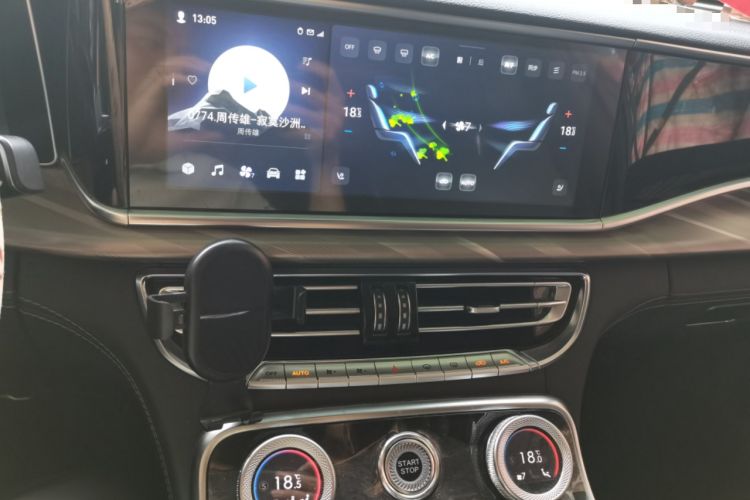 Used Hongqi H9 2020 2.0T Smart Connect Flagship Edition Audio And AC Panel