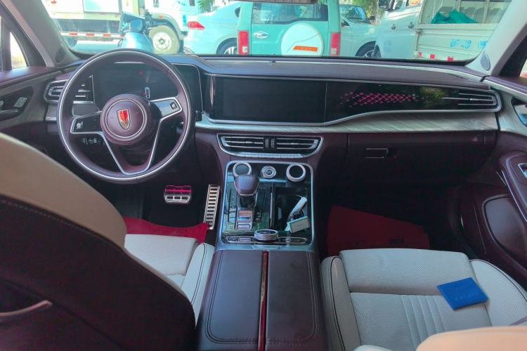 Used Hongqi H9 2020 2.0T Smart Connect Flagship Edition Center Console