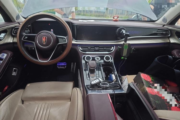 Used Hongqi H9 2020 2.0T Smart Connect Flagship Edition Center Console