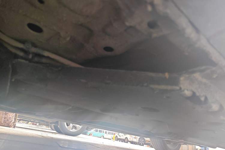 Used Hongqi H9 2020 Revised Version 2.0T Smart Connect Flagship Edition Chassis Front Left
