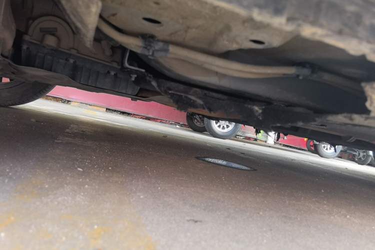 Used Hongqi H9 2020 2.0T Smart Connect Flagship Edition Chassis Front Left